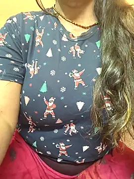 Snapshot of CUTE_SOPHIA- chatting on 02/28/26, 04:46 CUTE SOPHIA- online show from 02/28/26, 04:46