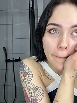 Snapshot of GroteskJane chatting on 04/29/26, 12:31 GroteskJane online show from 04/29/26, 12:31