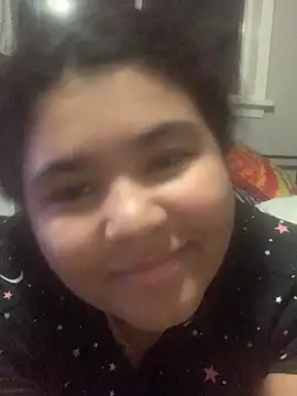 Snapshot of KittyLoroi chatting on 11/17/25, 04:07 KittyLoroi online show from 11/17/25, 04:07