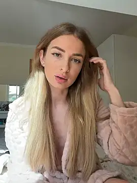 EvieEvans online show from 05/11/26, 03:07