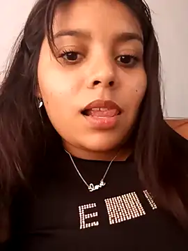 stefanie010 online show from 01/12/25, 06:27