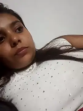 stefanie010 online show from 01/26/25, 12:48