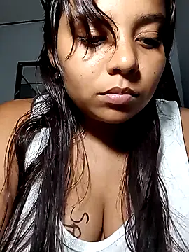 stefanie010 online show from 02/02/25, 01:12