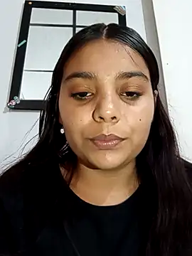 stefanie010 online show from 02/17/25, 06:26