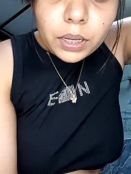 stefanie010 online show from 09/09/25, 04:17