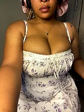 YellowHoneyDip online show from 11/13/25, 06:45