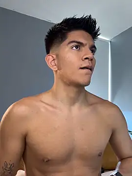 santiago 01 online show from 11/07/25, 07:47