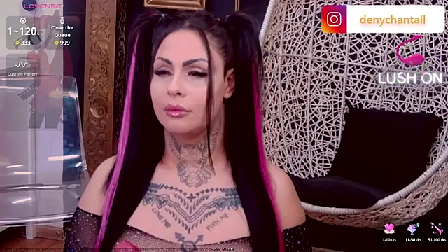 DeniSalome online show from 01/11/25, 10:40