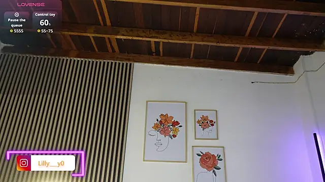 LillyDolls23 online show from 11/05/25, 01:00