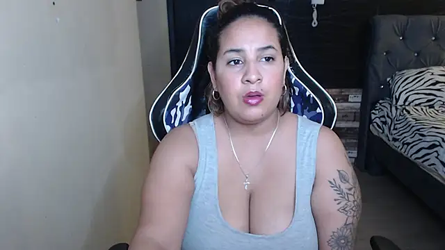 Snapshot of KathyHardcore69 chatting on 02/22/26, 03:29 KathyHardcore69 online show from 02/22/26, 03:29