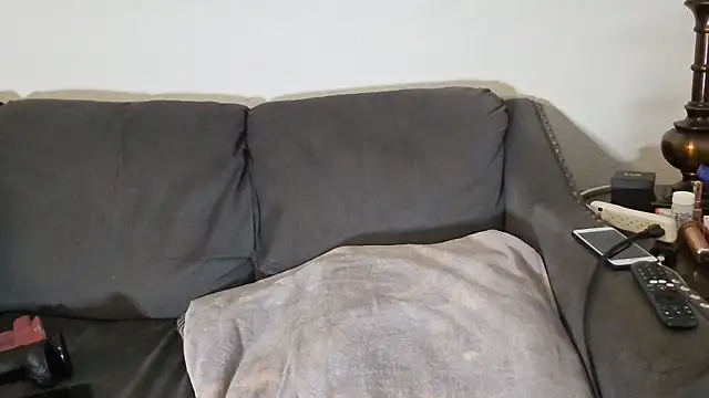 Snapshot of Carmen_Cream chatting on 12/14/25, 07:58 Carmen Cream online show from 12/14/25, 07:58