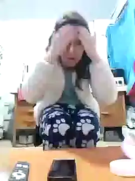 Cameron puppy online show from 03/07/25, 07:19