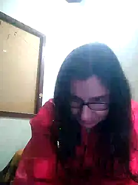 Snapshot of Cameron_puppy chatting on 02/17/26, 07:16 Cameron puppy online show from 02/17/26, 07:16