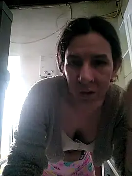 Snapshot of Cameron_puppy chatting on 03/05/26, 03:52 Cameron puppy online show from 03/05/26, 03:52