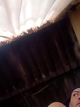 Snapshot of dantero chatting on 02/08/25, 01:33 dantero online show from 02/08/25, 01:33