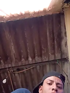 Snapshot of dantero chatting on 02/13/25, 09:17 dantero online show from 02/13/25, 09:17