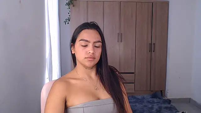 fairylatin222 online show from 02/18/25, 09:09