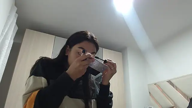 fairylatin222 online show from 10/28/25, 10:30