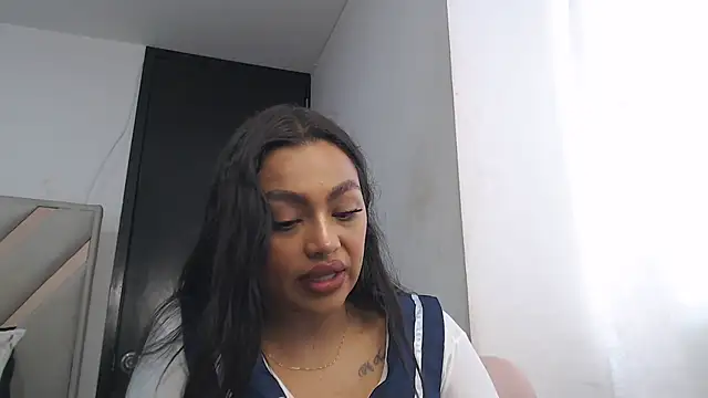 Snapshot of fairylatin222 chatting on 10/31/25, 12:28 fairylatin222 online show from 10/31/25, 12:28