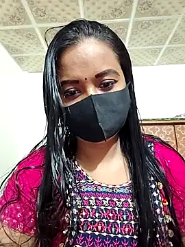 Snapshot of Dil-Ka-Radhika chatting on 10/13/25, 01:22 Dil-Ka-Radhika online show from 10/13/25, 01:22