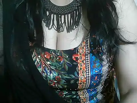 Snapshot of rehana_housewife chatting on 05/13/26, 01:03 rehana housewife online show from 05/13/26, 01:03