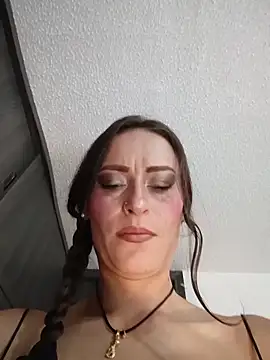 Snapshot of JadeHiilton chatting on 02/25/26, 12:15 JadeHiilton online show from 02/25/26, 12:15