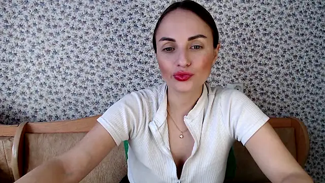 Tinadream20 online show from 09/25/25, 09:13