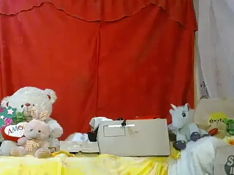 hottieperla online show from 05/21/26, 01:51