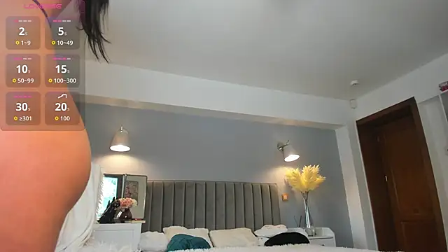 Awesome Jolie online show from 02/02/26, 11:20