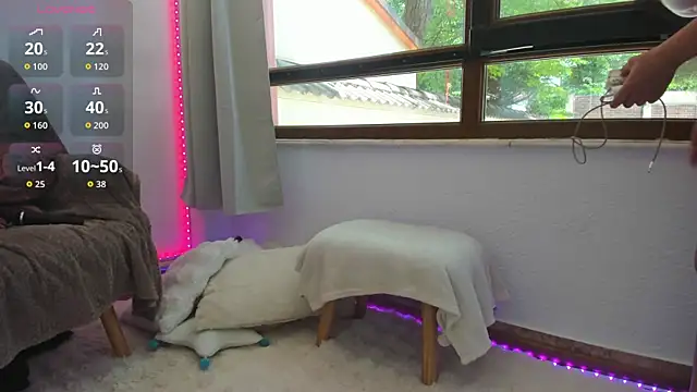 Awesome Jolie online show from 05/08/26, 09:47