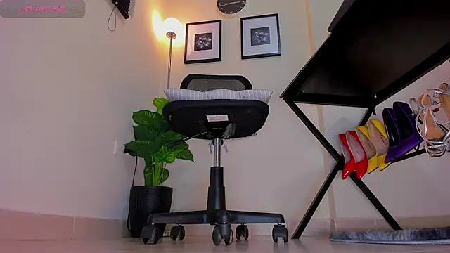 Vero Starxx online show from 06/25/26, 07:40