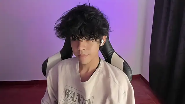 Alan26  online show from 01/16/25, 03:24