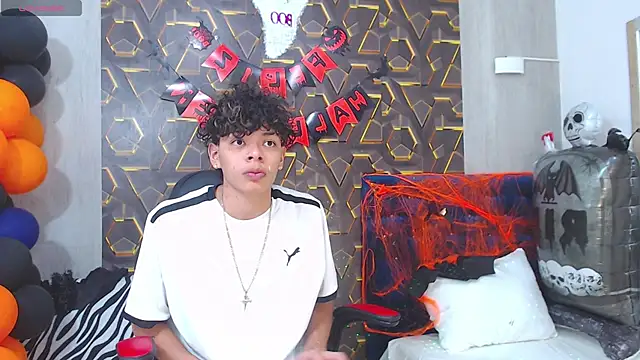 Harry jhonsson online show from 10/22/25, 09:14