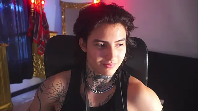 Snapshot of dantecoppolaa_ chatting on 03/02/25, 06:40 dantecoppolaa online show from 03/02/25, 06:40