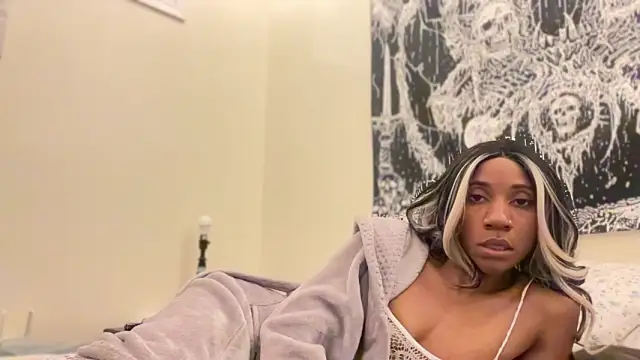 Snapshot of cutiesigh chatting on 09/16/25, 05:25 cutiesigh online show from 09/16/25, 05:25