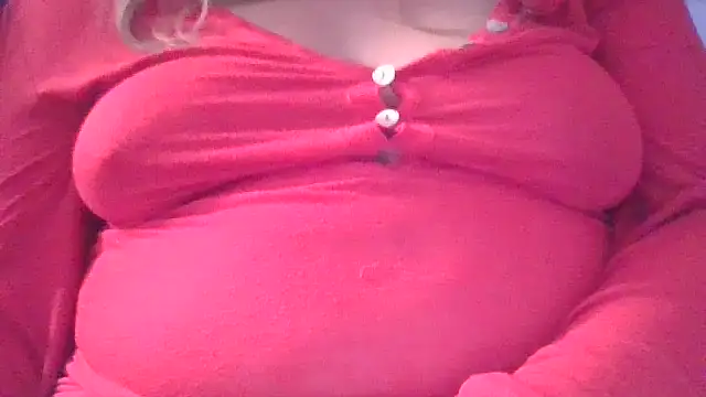 Snapshot of DragoneSFR chatting on 11/02/25, 07:05 DragoneSFR online show from 11/02/25, 07:05