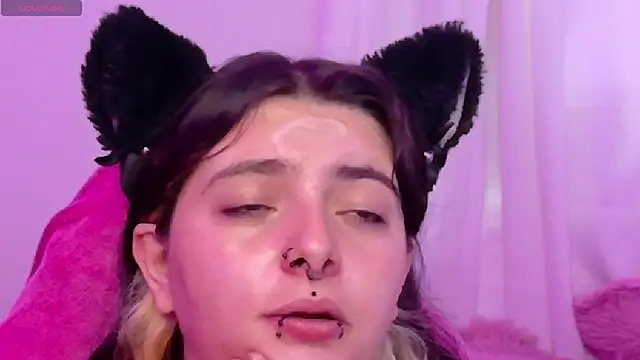 Sachi Meow online show from 06/14/26, 07:49