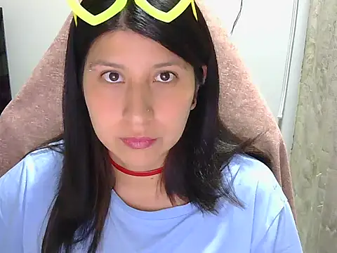 Snapshot of has_Zky chatting on 04/16/26, 12:55 has Zky online show from 04/16/26, 12:55