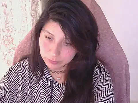 Snapshot of has_Zky chatting on 05/13/26, 03:31 has Zky online show from 05/13/26, 03:31