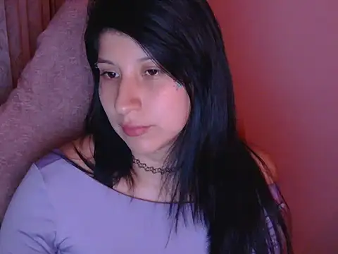 Snapshot of has_Zky chatting on 06/17/26, 11:38 has Zky online show from 06/17/26, 11:38