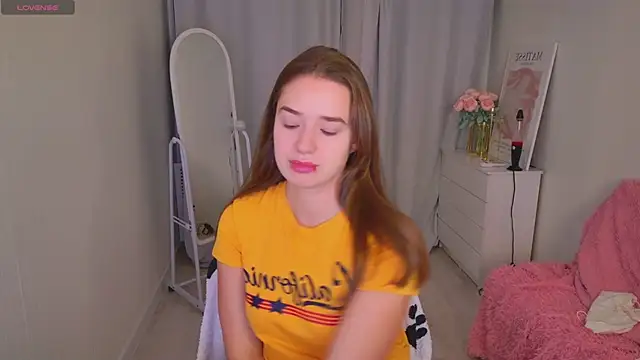 Snapshot of LovelyJessie chatting on 01/10/26, 01:46 LovelyJessie online show from 01/10/26, 01:46