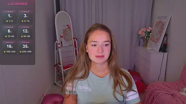 Snapshot of LovelyJessie chatting on 02/23/26, 02:03 LovelyJessie online show from 02/23/26, 02:03