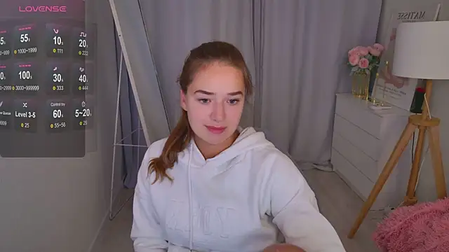 LovelyJessie online show from 04/21/26, 01:50