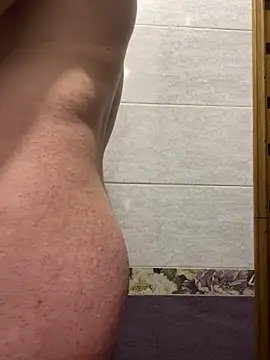 Snapshot of vanho29 chatting on 02/04/26, 01:11 vanho29 online show from 02/04/26, 01:11