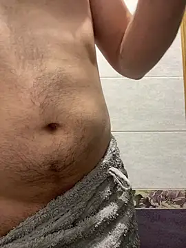 Snapshot of vanho29 chatting on 02/23/26, 01:25 vanho29 online show from 02/23/26, 01:25