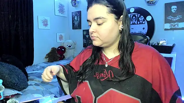 Snapshot of Luise_Meyrink chatting on 10/08/25, 03:04 Luise Meyrink online show from 10/08/25, 03:04