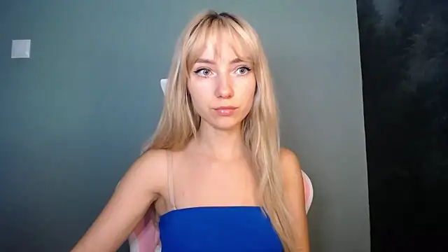 LuciaYoung online show from 06/15/26, 12:29