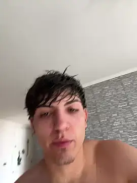 Snapshot of valdo0190 chatting on 02/02/26, 09:57 valdo0190 online show from 02/02/26, 09:57