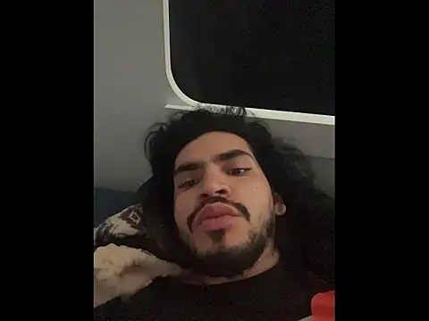 aangie  uwu online show from 11/27/25, 05:15