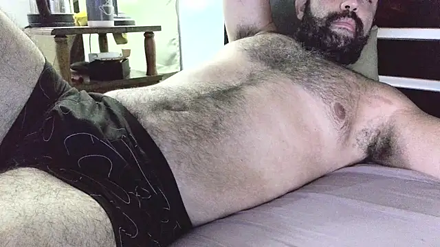 machoathome online show from 02/02/25, 10:39